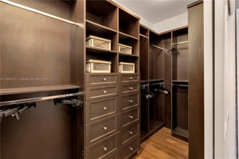 Copropriété à louer à Sunny Isles Beach, Floride: 4 chambres, 254.18 m2 № 1874465 - photo 29