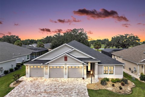 Villa ou maison à The Villages, Floride 3 chambres, 248.33 m2 № 2396629