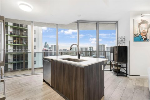 Condo in Miami, Florida, 2 bedrooms  № 1700351 - photo 22
