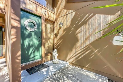 Купить кондоминиум в Палм-Кост, Флорида 9 комнат, 109.35м2, № 2103194 - фото 2