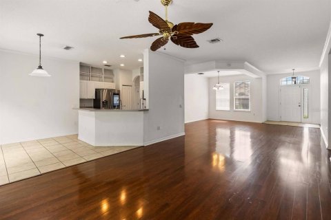 Casa en venta en Kissimmee, Florida, 4 dormitorios, 191.29 m2 № 1913207 - foto 13