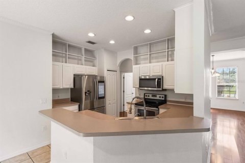 Casa en venta en Kissimmee, Florida, 4 dormitorios, 191.29 m2 № 1913207 - foto 19