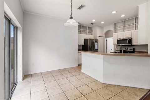 Casa en venta en Kissimmee, Florida, 4 dormitorios, 191.29 m2 № 1913207 - foto 17