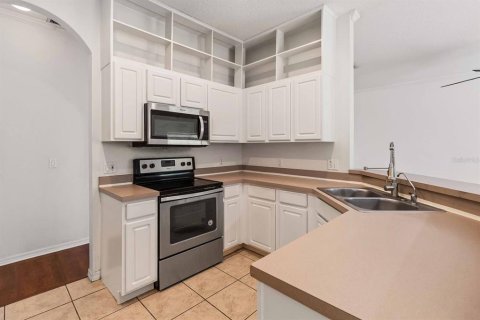 Casa en venta en Kissimmee, Florida, 4 dormitorios, 191.29 m2 № 1913207 - foto 20