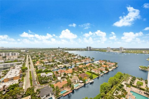 Copropriété à vendre à Aventura, Floride: 2 chambres, 185.8 m2 № 1994321 - photo 10