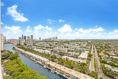 Copropriété à vendre à Aventura, Floride: 2 chambres, 185.8 m2 № 1994321 - photo 9