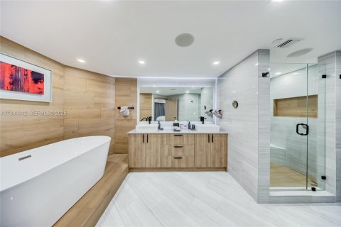 Copropriété à vendre à Aventura, Floride: 2 chambres, 185.8 m2 № 1994321 - photo 14