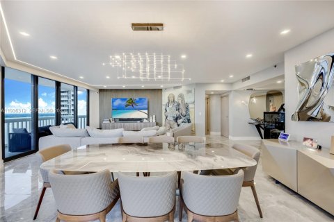 Copropriété à vendre à Aventura, Floride: 2 chambres, 185.8 m2 № 1994321 - photo 6