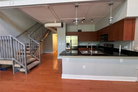 Copropriété à vendre à Gainesville, Floride: 2 chambres, 130.06 m2 № 2237408 - photo 6