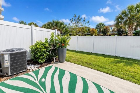 Touwnhouse à vendre à Lakewood Ranch, Floride: 3 chambres, 132.94 m2 № 2428957 - photo 4
