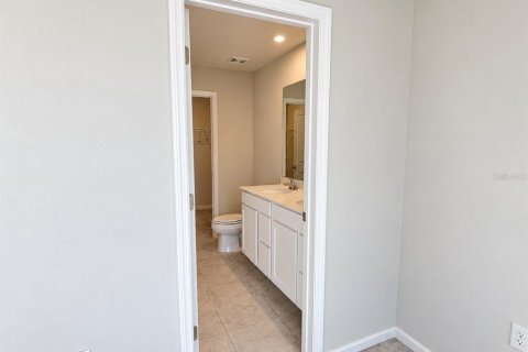 Touwnhouse à vendre à Lakewood Ranch, Floride: 3 chambres, 132.94 m2 № 2428957 - photo 7