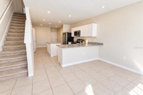 Touwnhouse à vendre à Lakewood Ranch, Floride: 3 chambres, 132.94 m2 № 2428957 - photo 3