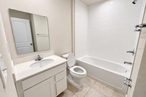 Touwnhouse à vendre à Lakewood Ranch, Floride: 3 chambres, 132.94 m2 № 2428957 - photo 16