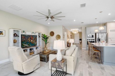Villa ou maison à vendre à Apollo Beach, Floride: 4 chambres, 186.73 m2 № 1755528 - photo 16
