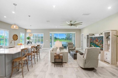 Villa ou maison à vendre à Apollo Beach, Floride: 4 chambres, 186.73 m2 № 1755528 - photo 11