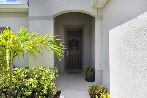 Villa ou maison à vendre à Apollo Beach, Floride: 4 chambres, 186.73 m2 № 1755528 - photo 5