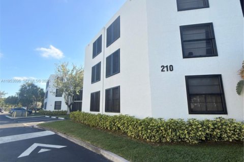 Condominio en Oakland Park, Florida, 2 dormitorios  № 2007973