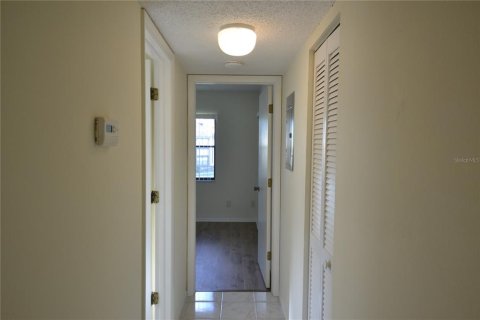 Copropriété à louer à Oldsmar, Floride: 2 chambres, 85.84 m2 № 2350084 - photo 9