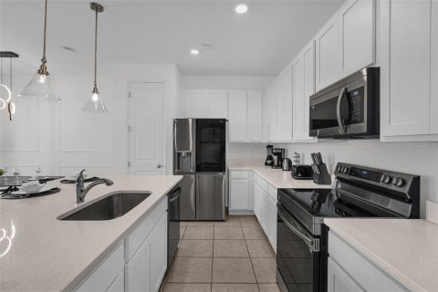 Touwnhouse à louer à Davenport, Floride: 3 chambres, 150.69 m2 № 2284051 - photo 15