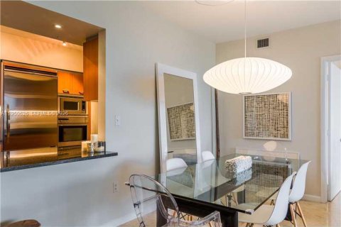 Condominio en alquiler en Miami Beach, Florida, 2 dormitorios, 130.06 m2 № 2006829 - foto 9
