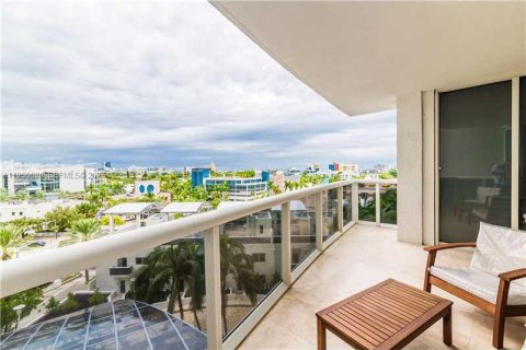 Condominio en alquiler en Miami Beach, Florida, 2 dormitorios, 130.06 m2 № 2006829 - foto 20
