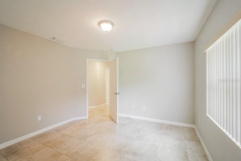 House in Cape Coral, Florida 3 bedrooms, 226.4 sq.m. № 2100296 - photo 12