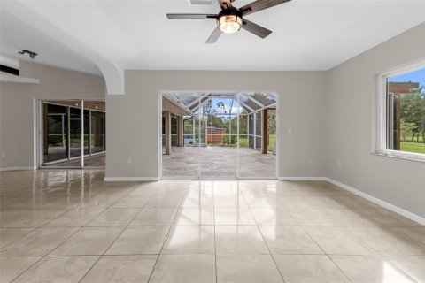 House in Punta Gorda, Florida 3 bedrooms, 195.65 sq.m. № 2291076 - photo 28