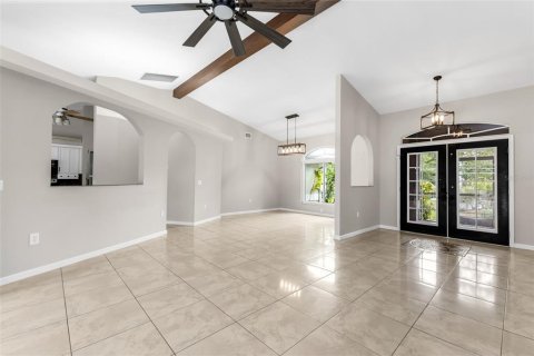 House in Punta Gorda, Florida 3 bedrooms, 195.65 sq.m. № 2291076 - photo 10