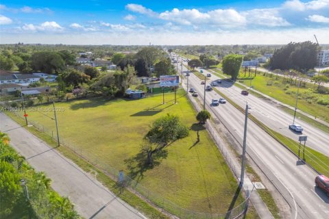 Terrain à vendre à Miami, Floride № 2048437 - photo 14