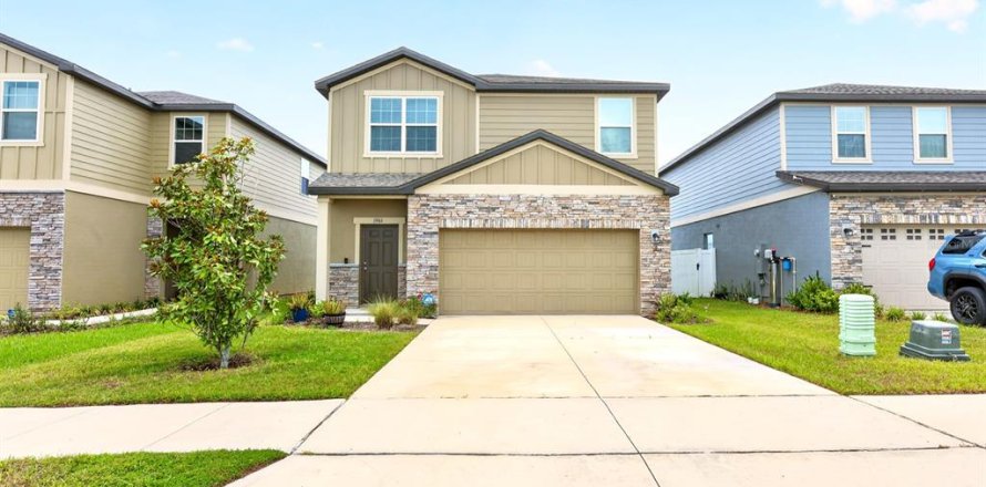 Villa ou maison à Groveland, Floride 3 chambres, 155.7 m2 № 2224939