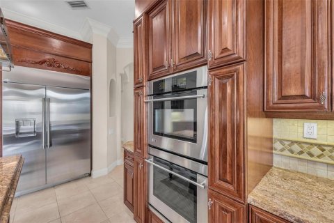 House in Sarasota, Florida 4 bedrooms, 451.88 sq.m. № 1719593 - photo 25