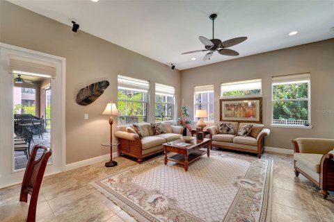 House in Sarasota, Florida 4 bedrooms, 322 sq.m. № 1895154 - photo 21