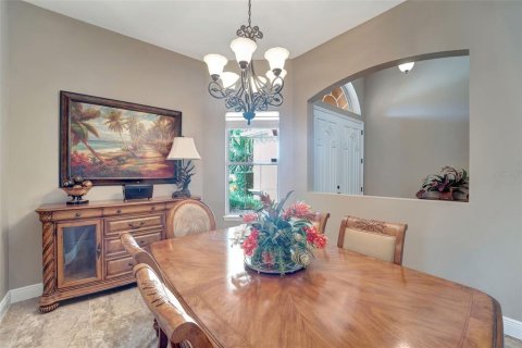House in Sarasota, Florida 4 bedrooms, 322 sq.m. № 1895154 - photo 12