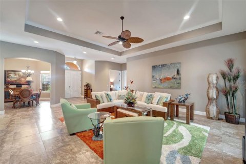 House in Sarasota, Florida 4 bedrooms, 322 sq.m. № 1895154 - photo 9