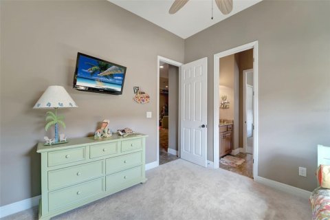 House in Sarasota, Florida 4 bedrooms, 322 sq.m. № 1895154 - photo 24