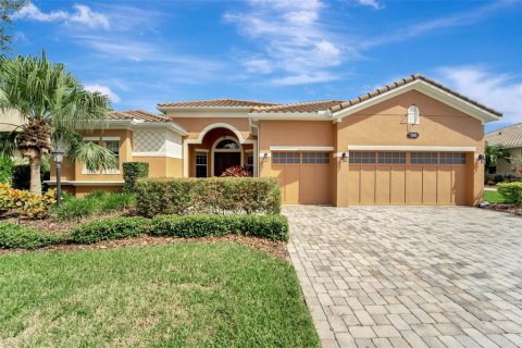 House in Sarasota, Florida 4 bedrooms, 322 sq.m. № 1895154 - photo 2