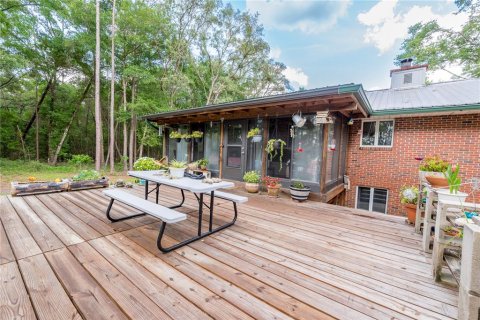 House in Melrose, Florida 5 bedrooms, 250.84 sq.m. № 1797749 - photo 25