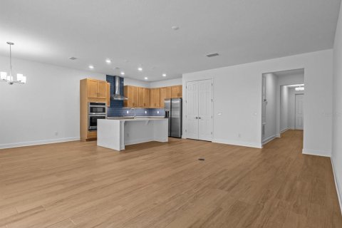 Casa en venta en Orlando, Florida, 4 dormitorios, 176.51 m2 № 1680123 - foto 9