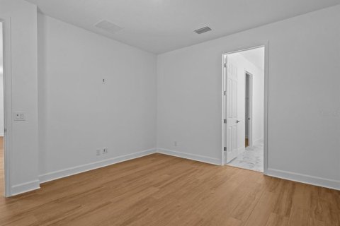 Casa en venta en Orlando, Florida, 4 dormitorios, 176.51 m2 № 1680123 - foto 21