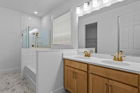 Casa en venta en Orlando, Florida, 4 dormitorios, 176.51 m2 № 1680123 - foto 11