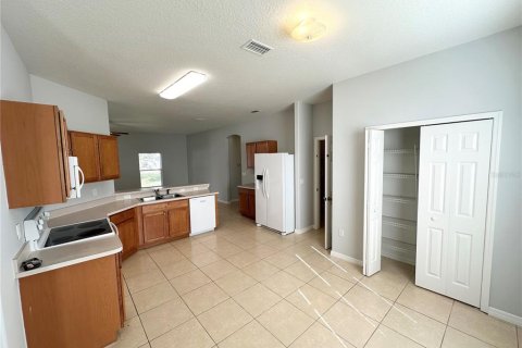 Casa en venta en Palm Coast, Florida, 3 dormitorios, 170.94 m2 № 2232988 - foto 8