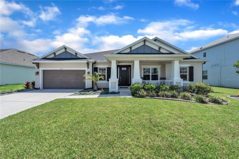 House in Wesley Chapel, Florida 4 bedrooms, 297.38 sq.m. № 1827766 - photo 2