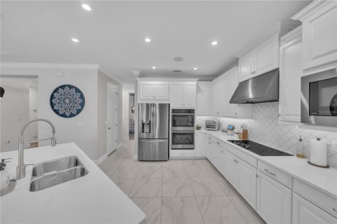 House in Wesley Chapel, Florida 4 bedrooms, 297.38 sq.m. № 1827766 - photo 30