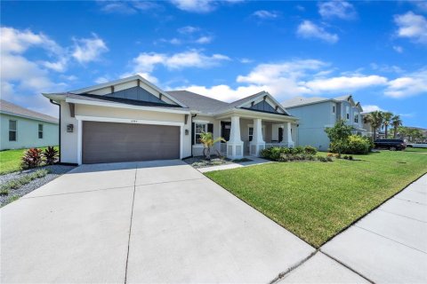 House in Wesley Chapel, Florida 4 bedrooms, 297.38 sq.m. № 1827766 - photo 3