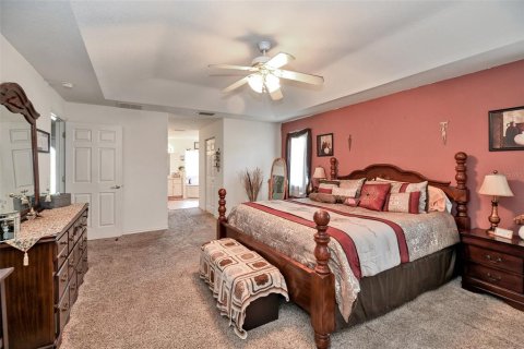 House in Ocala, Florida 3 bedrooms, 188.87 sq.m. № 1791777 - photo 11