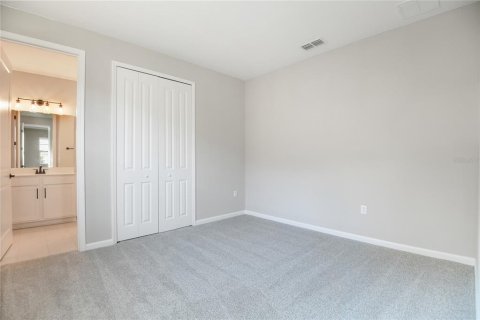 House in Mount Dora, Florida 4 bedrooms, 281.49 sq.m. № 1509542 - photo 10