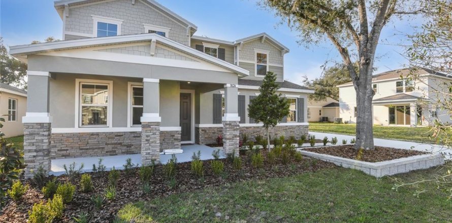 House in Mount Dora, Florida 4 bedrooms, 281.49 sq.m. № 1509542