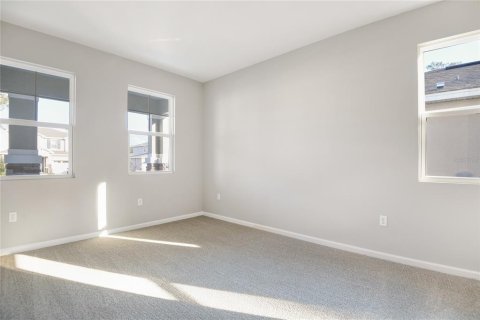 House in Mount Dora, Florida 4 bedrooms, 281.49 sq.m. № 1509542 - photo 9