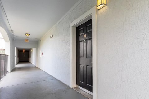 Condo in Orlando, Florida, 1 bedroom  № 1780830 - photo 7