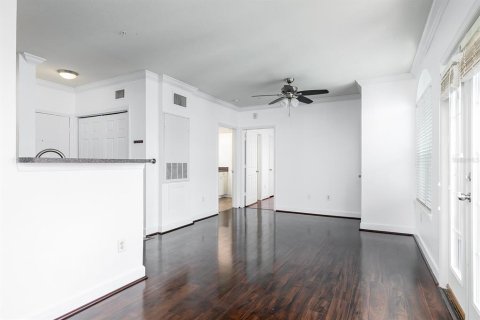Condo in Orlando, Florida, 1 bedroom  № 1780830 - photo 17